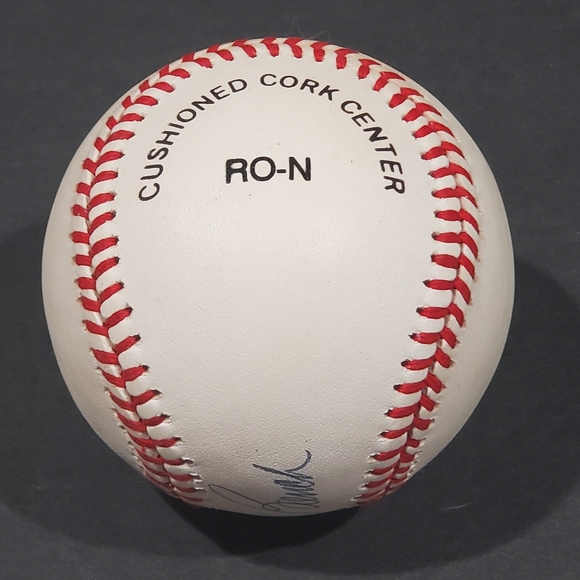 Johnny Bench Autographed Signed Baseball w/ Case Display Stand COA Score Board - Picture 5 of 8